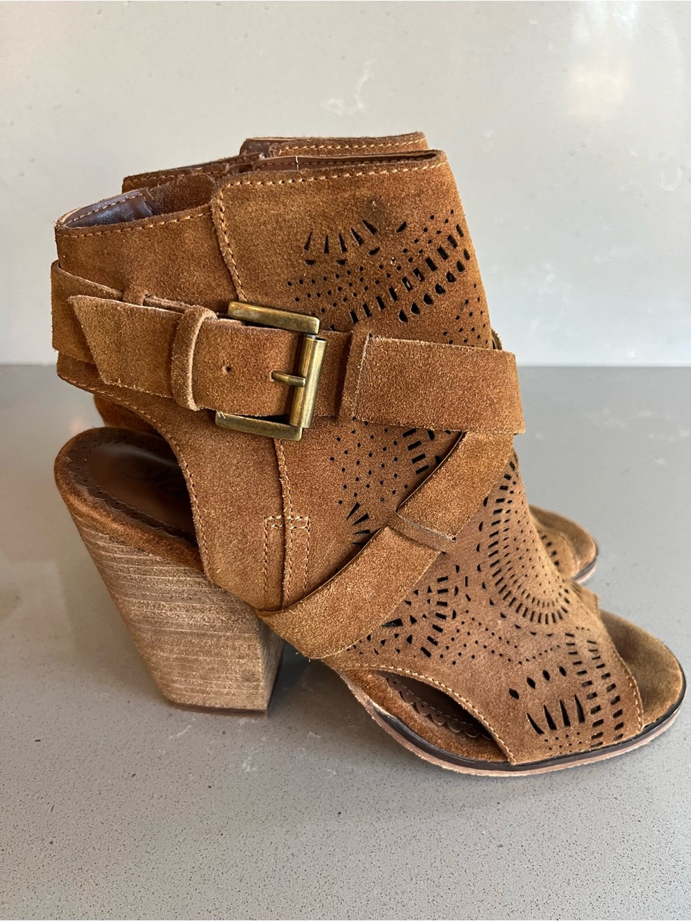 Naughty Monkey Zuzanna Ankle Boots Booties Suede Peep Toe Block Heels Size 8